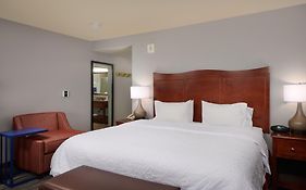 Hampton Inn & Suites Holly Springs
